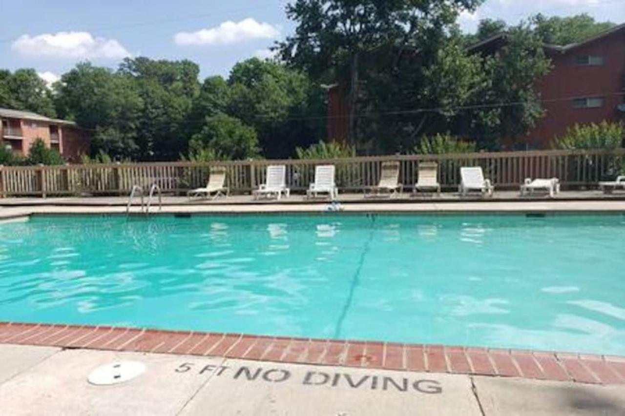 Walkable To Sanford Stadium Or Downtown